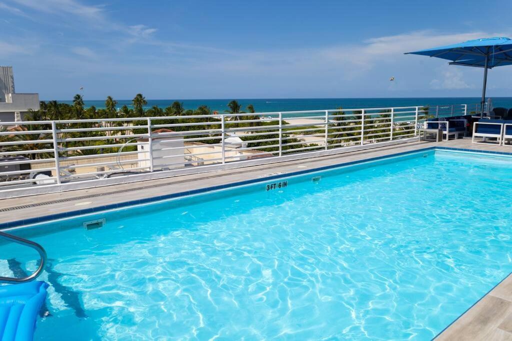 1-Bed Apt With Rooftop Pool Ocean Dr By The Beach B207 Apartment Miami Beach Exterior photo